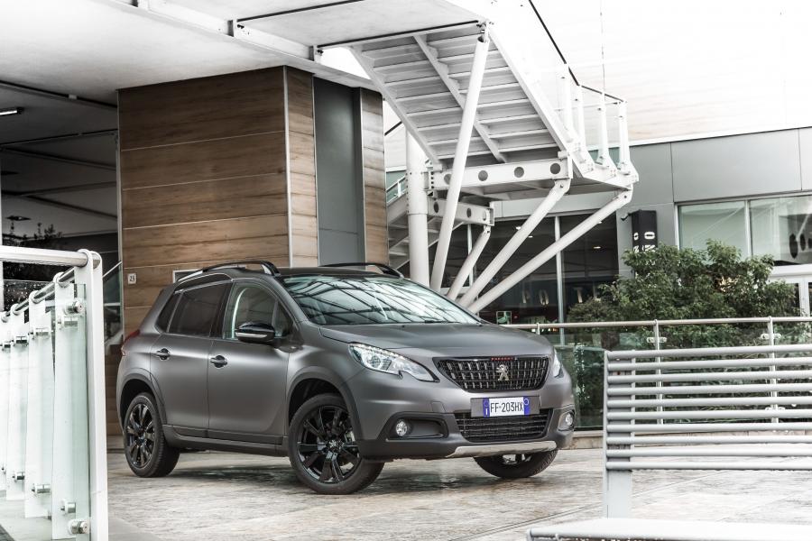  Peugeot 2008 Black Matt 2017 года  (фото 24 из 32)